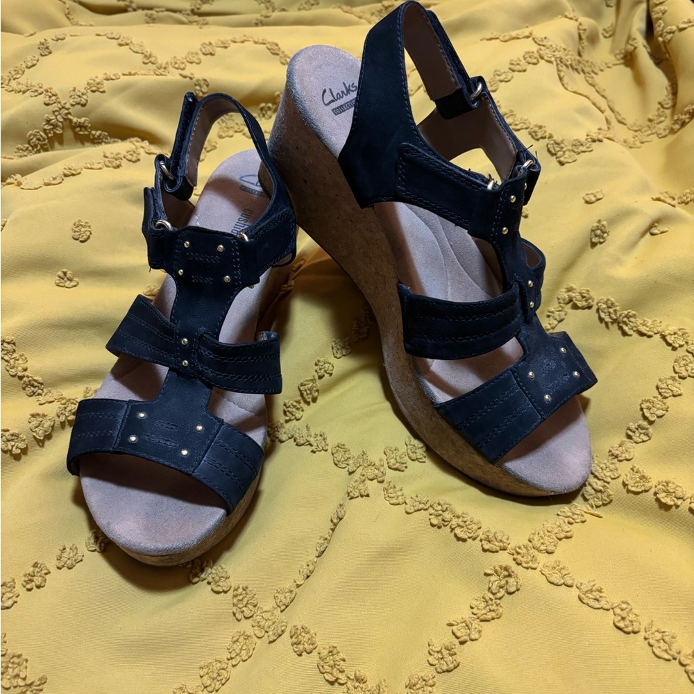 Clarks Women's Black Wedge Sandals
